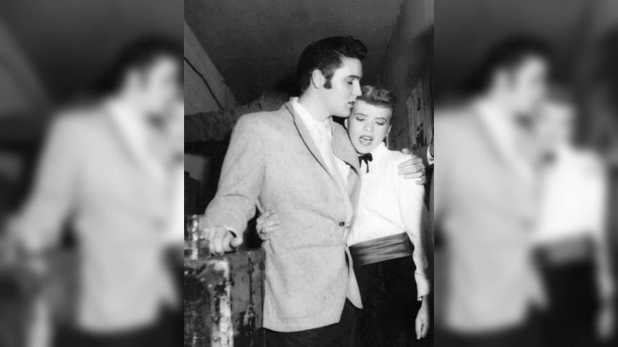 Alis met Elvis Presley on November 13, 1956, at Silver Slipper Casino in Las Vegas