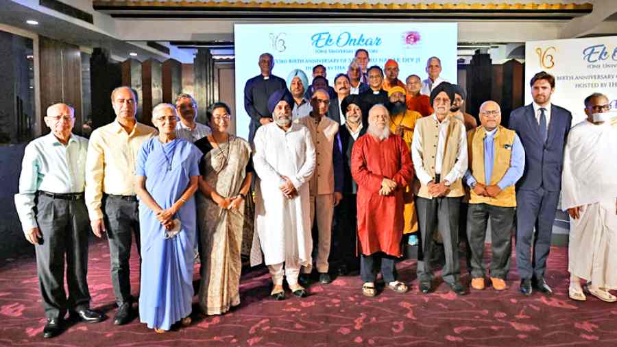 Kolkata gears up to celebrate 553rd birth anniversary of Guru Nanak
