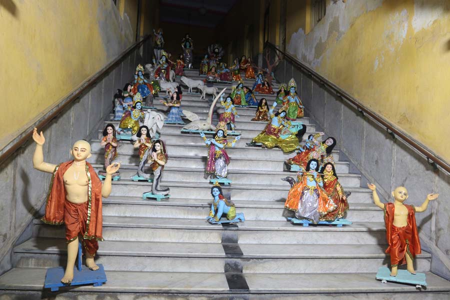Idols of Radha, Krishna and Chaitanya Mahaprabhu at Madanmohan Mandir, Kumartali, on the occasion of Rash Utsav on November 8