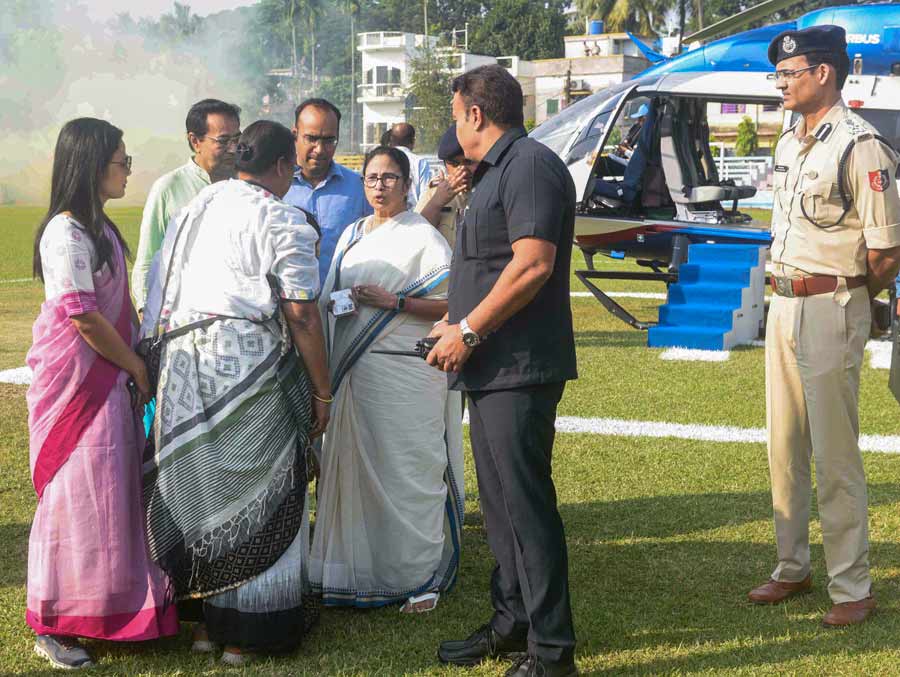  Chief minister Mamata Banerjee on an official visit to Krishnagore on Tuesday