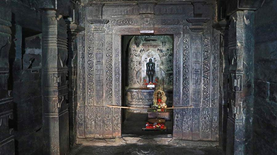 Jain deity of Neminatha in ‘kayotsarga’ posture inside ‘garbha griha’ of Brahma Jinalaya Temple