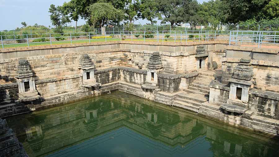 Muskukina Bavi, a stepwell built in 11th century 