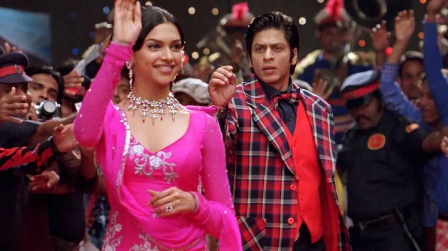 Shah Rukh Khan and Deepika Padukone starrer 'Om Shanti Om' completes 15 years of its release today. The jodi is all set to recreate the magic again in 'Pathaan'