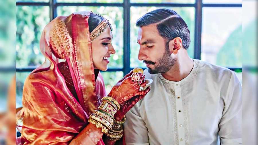 There are no two ways to the thought that Deepika Padukone and Ranveer Singh are one of the most loved couples, both on and off screen