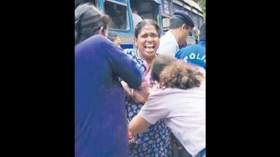 Arunima Pal, one of the job aspirants arrested during the protest at Camac Street on Wednesday and released on bail the day after, alleged that officer Eva Thapa had bitten her while taking her and others into police custody.