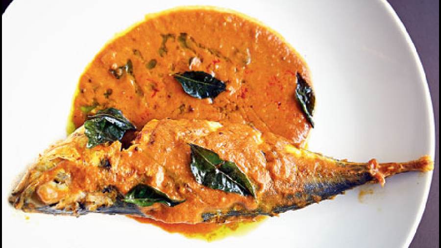 Mackerel Malabar Curry is a delightful mix of South Indian spices. The red spicy fish curry is usually paired with steamed rice.