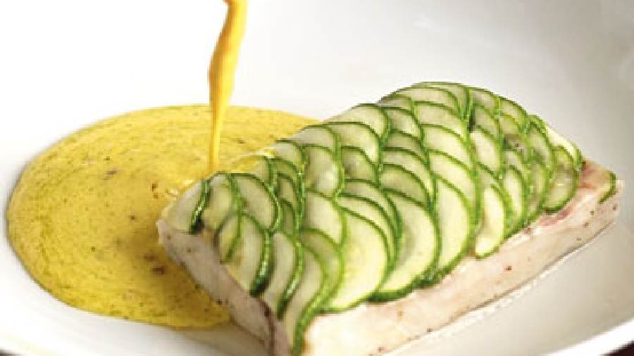 Zucchini Scaled Fish in Saffron Nage reflected the chef’s finesse in presentation and flavour. The delicately sliced zucchini placed on the slab of fish like its scales certainly scored marks for presentation but not more than the musky saffron gravy with caviar that we polished off.