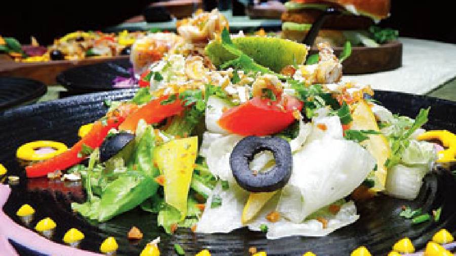 Juicy and healthy Arugula Mesclun Salad