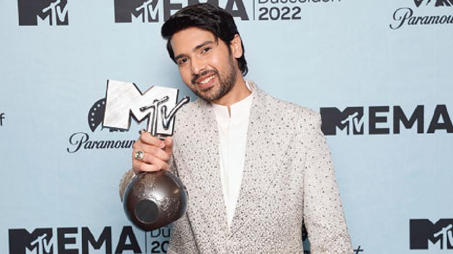 Armaan Malik took home the Best Indian Act