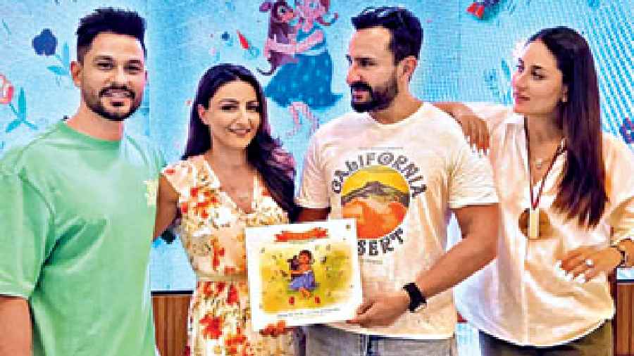Soha with Kunal, brother Saif Ali Khan and sister-in-law Kareena Kapoor Khan at the launch of Inni & Bobo Find Each Other