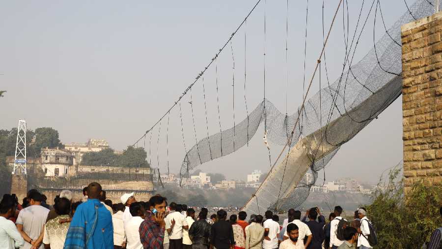 The Morbi bridge collapse led to the deaths of 135 people.