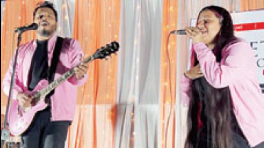 “Music is the purest therapy for the soul and I am confident that music lovers across the board will enjoy this first hill art carnival,” said the music duo Adil Rashid and Paloma Majumder.