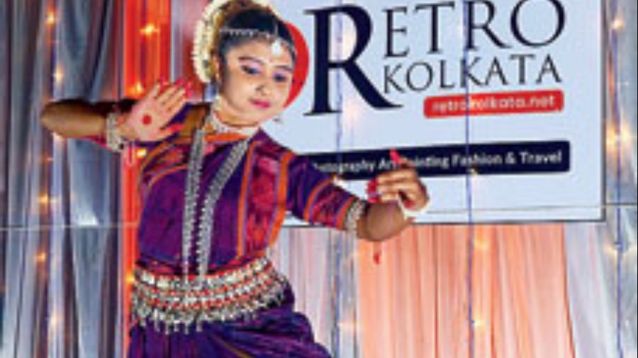 Talented Odissi dancer Srijana Bhattacharya performed on the second day of the carnival at Teesta Triveni Art Carnival