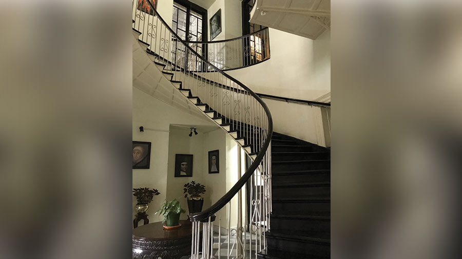 Loreto House’s original swirling staircase still survives, but no sign of the Hodnet tiles