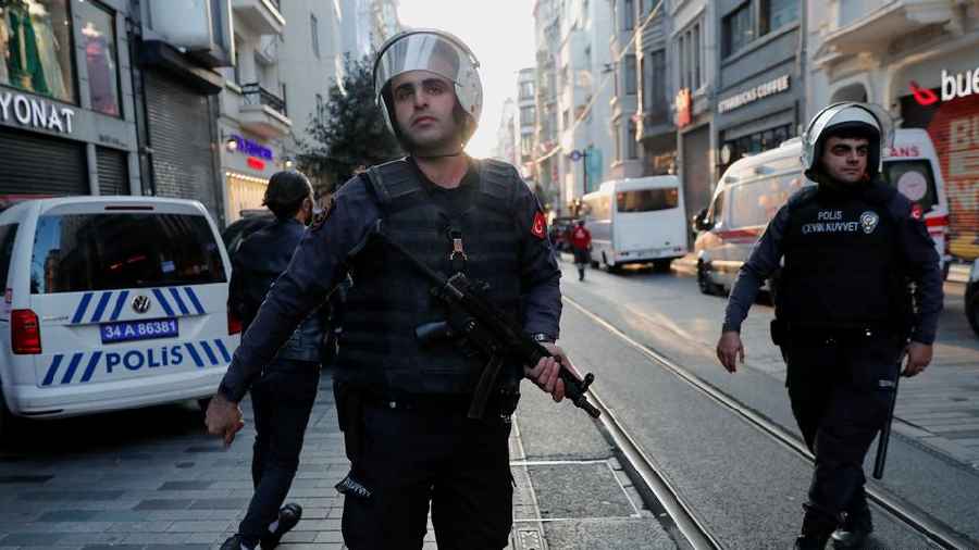 Istanbul bombing: 17 held