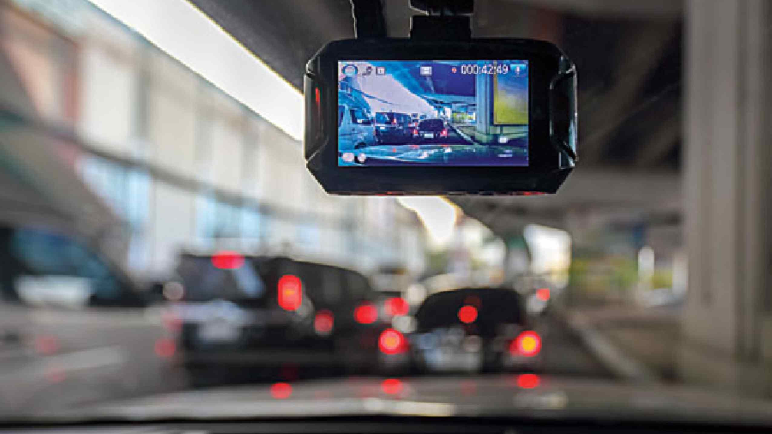 A dashcam comes handy especially in cases of road accidents