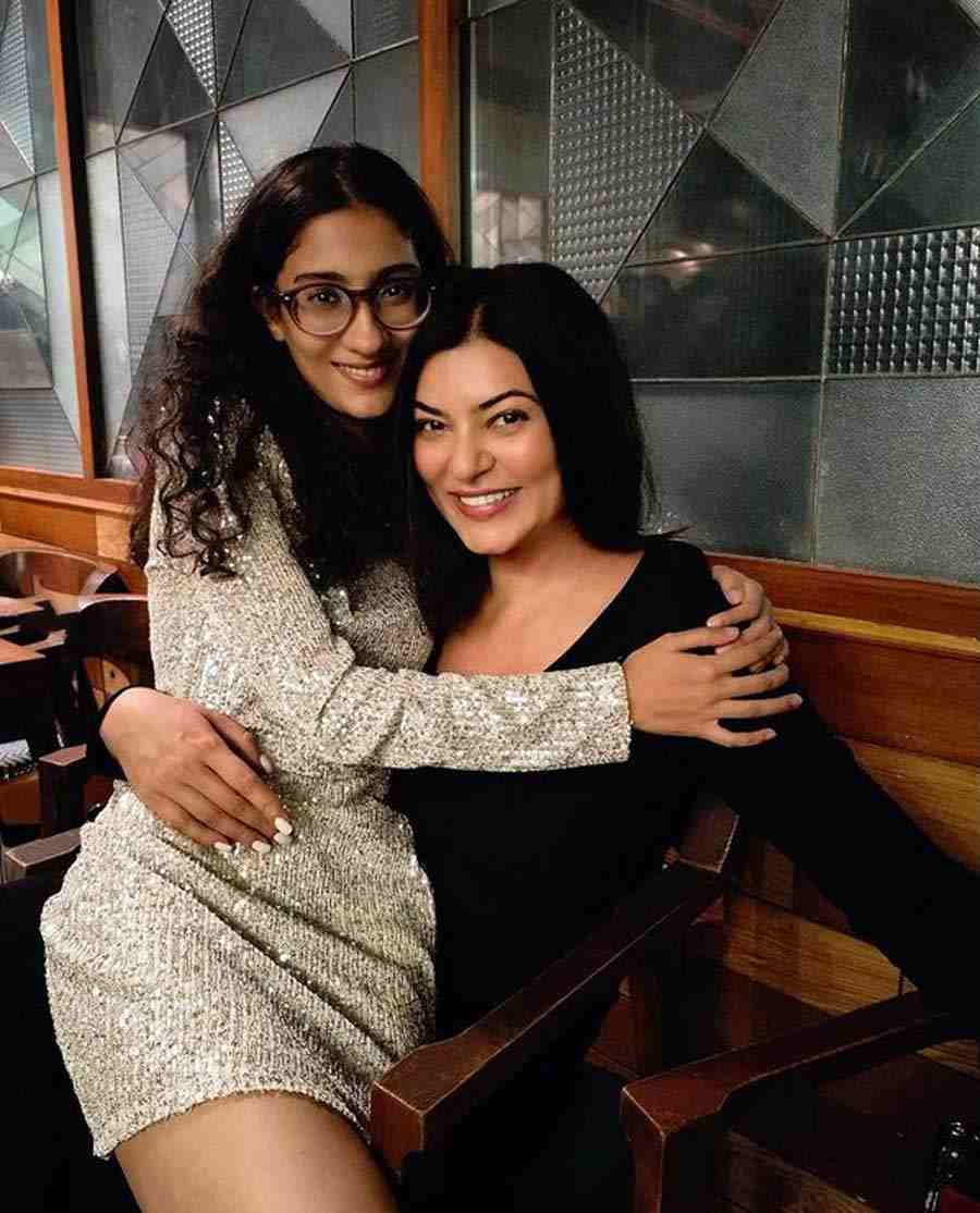 Her eldest daughter, Renee, was only six months old when Sushmita adopted her in 2000.