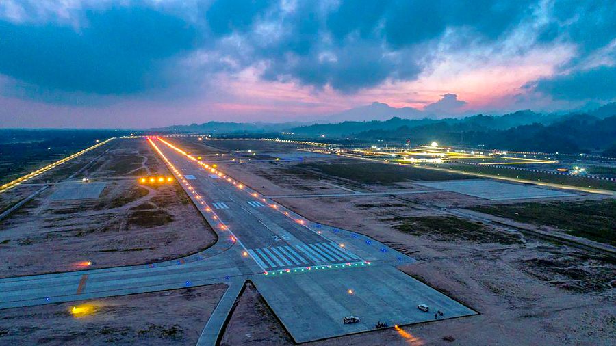 The naming of the airport reflects the reverence of the indigenous people of Arunachal for the sun (Donyi) and the moon (Polo). 