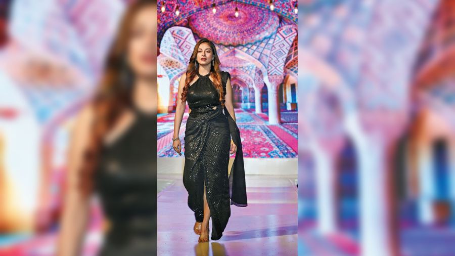 Bibriti Chatterjee looked glam in a Jyotee Khaitan signature black sequinned concept sari