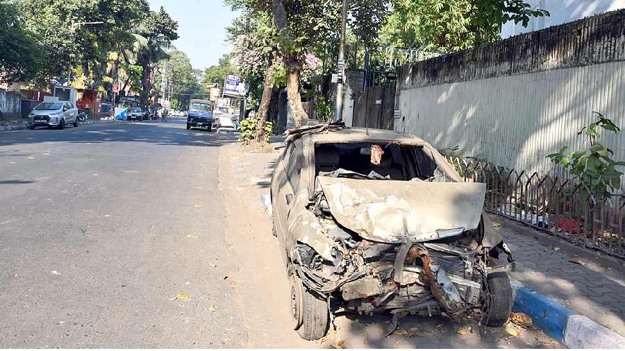 A seized car in front of Shakespeare Sarani police station. 
