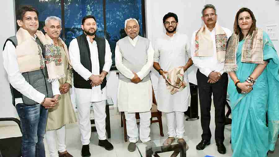 Shiv Sena leader Aaditya Thackeray with Bihar chief minister Nitish Kumar, deputy chief minister Tejashwi Prasad Yadav and others in Patna on Wednesday. 
