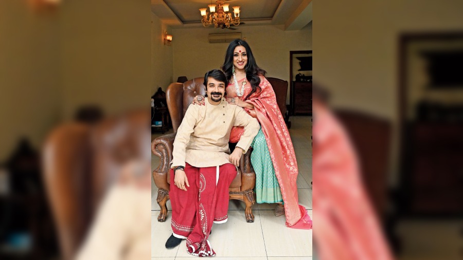 900px x 506px - Bengali Films | Prosenjit and Rituparna Sengupta talk about their Friday  film Prosenjit Weds Rituparna - Telegraph India