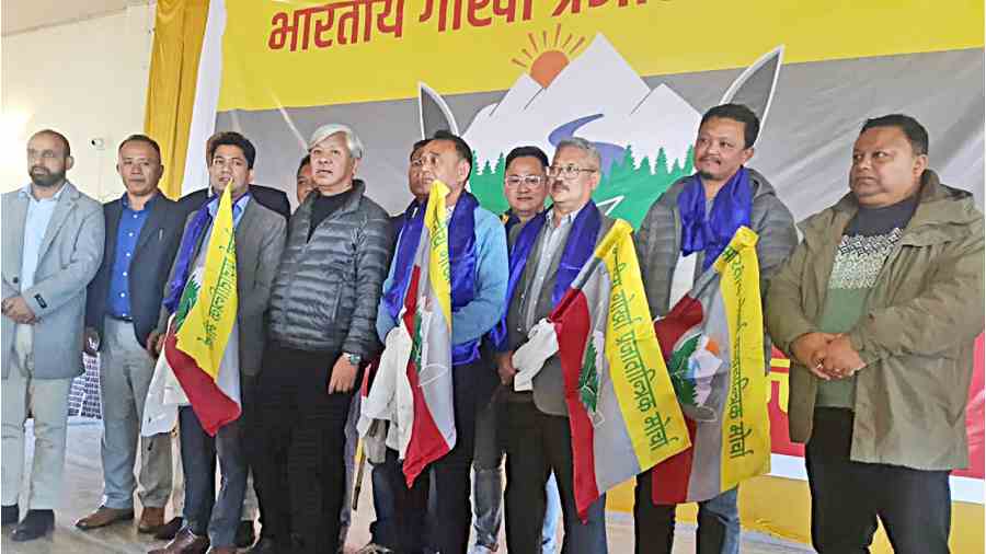 Hamro Party’s councillors join the Bharatiya Gorkha Prajatantrik Morcha in Kurseong on Thursday