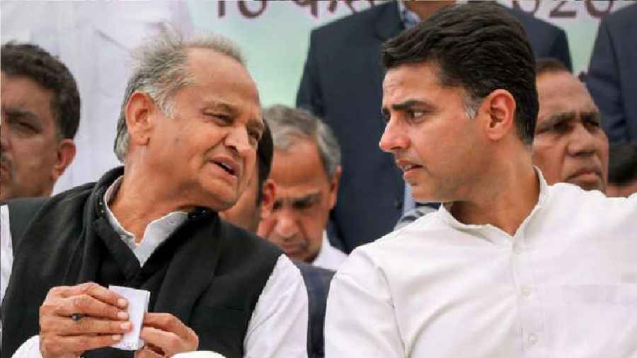 Ashok Gehlot | Show Of Unity By Ashok Gehlot, Sachin Pilot Just ...