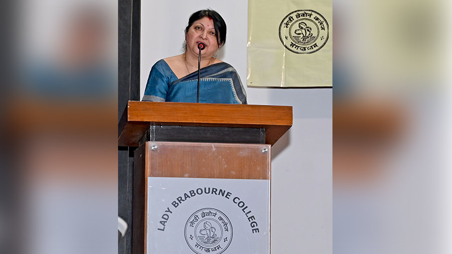 Shiuli Sarkar addresses the audience