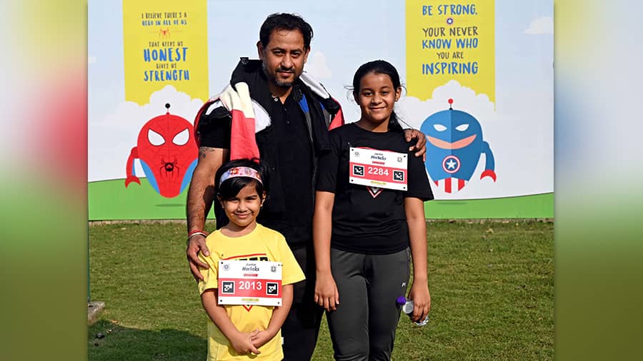 Amit Roy beamed proudly after his daughters (L-R) Aradhya and Divyanka, completed the Thor and Batman races respectively. “I saw a feeling of accomplishment on my daughters faces after they completed their races. Such an event challenges the kids and teaches them not just physical fitness, but mental toughness too,” he said