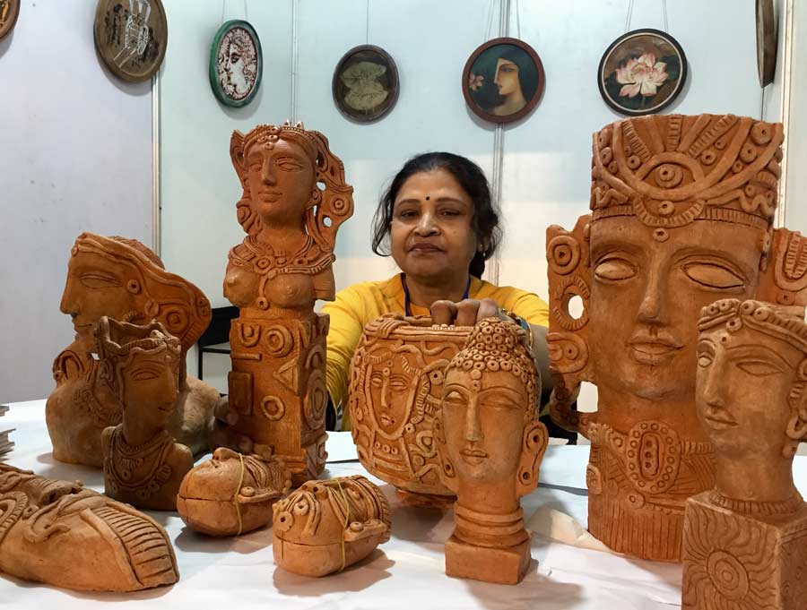 Terracotta artefacts on display at Paschimbanga Charukala Utsab 2022-23 at Rabindra Sadan on Tuesday. The seven-day-long event was inaugurated on November 22 and will continue till November 28. Eminent personalities in the field of culture and entertainment were felicitated at the event