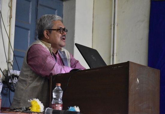 Dr. Saikat Sinha Roy, HoD Economics, Jadavpur University delivering his speech at the inauguration ceremony