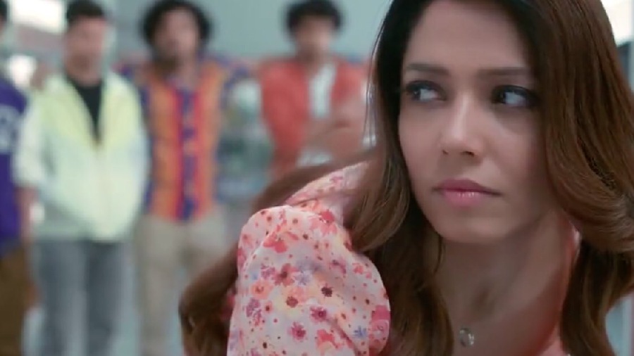 Perfume brand Layer's Shot advertisement was sexist, extremely vulgar and problematic. The ad was called out for promoting rape culture. Ministry of Information and Broadcasting asked the company to pull down the advertisement. 