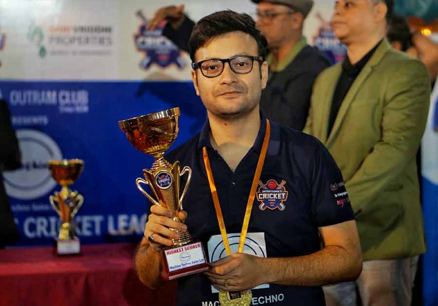 The trophies kept coming for Team Blue, as Mohul Chakraborty picked up the award for being the ‘Highest Wicket-taker’. “While I am a singer-songwriter, bowling is my passion, making this achievement much sweeter. It was thoroughly a team effort, and I am really thankful to our captain, Gourab for trusting me,” said Chakraborty, who scalped 8 wickets