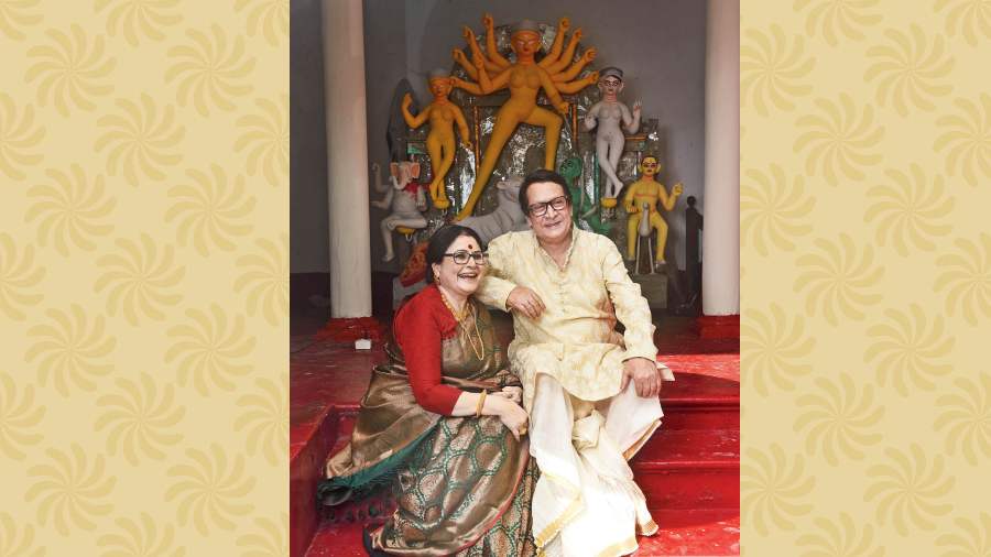 More than four decades and going strong. The beautiful couple Deepa and Ranjit Mallick.