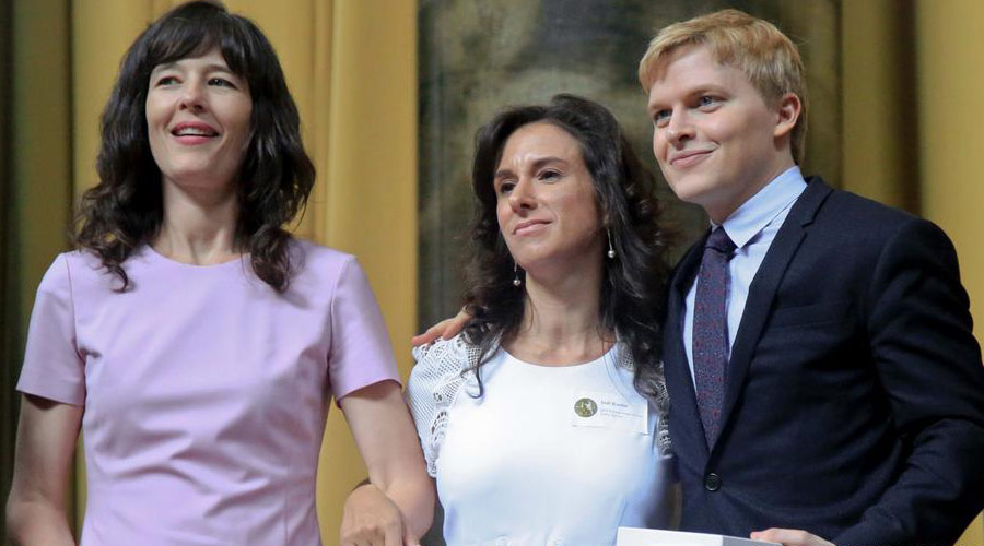 Megan Twohey, Jodi Kantor and Ronan Farrow at the 2018 Pulitzer Prize Awards