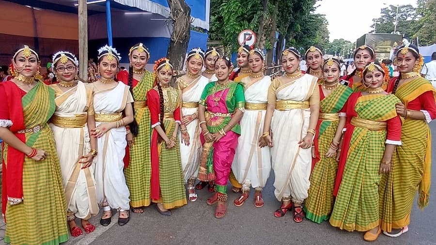 Durga Puja - Durga Puja Carnival: An occasion of joy and bonhomie ...