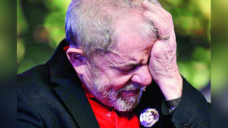 Lula’s worries are compounded after he fails to name every Brazilian World Cup winner in a televised debate against Bolsonaro