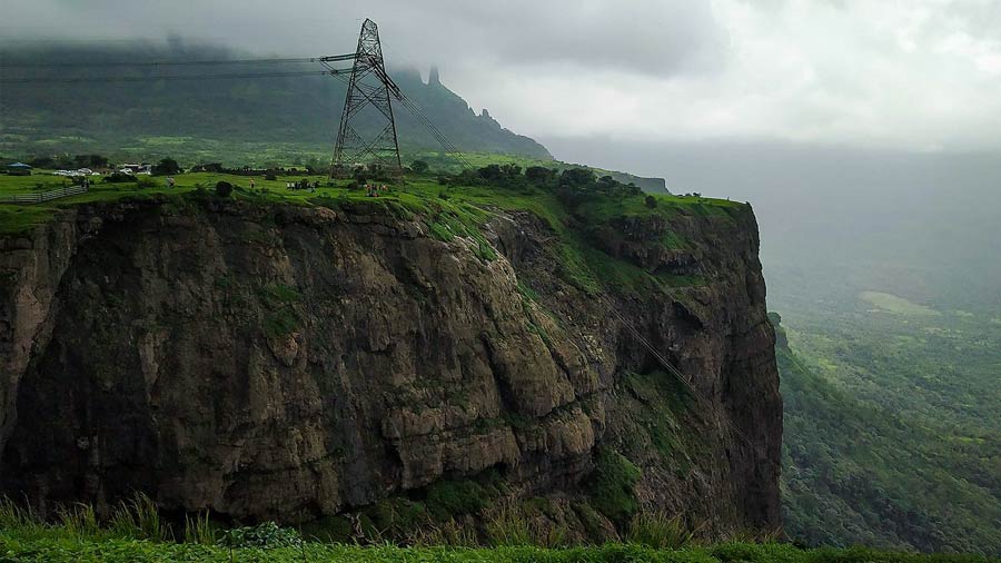 A monsoon-time view of Jivdhan Fort from Naneghat