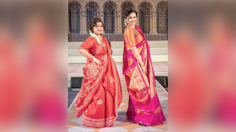 Full of grace and poise, Dr Sumedha Dey and Dr Tanuka Das walk the ramp.