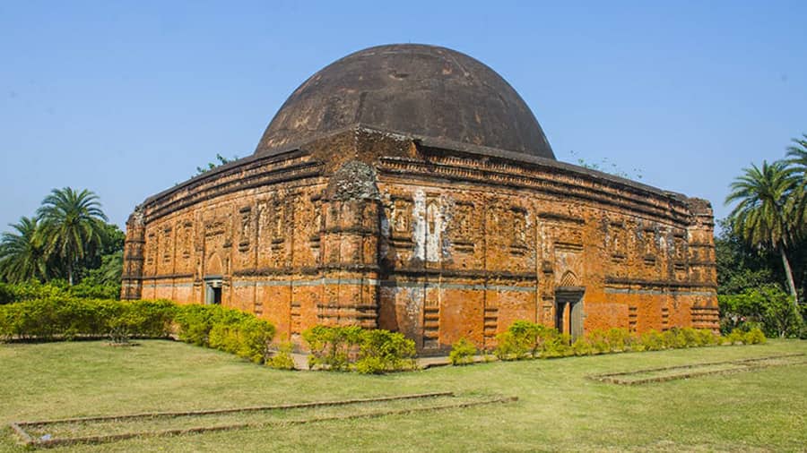 Eklakhi Mausoleum