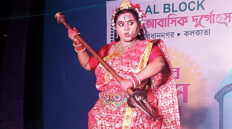 Debaleena Samanta put up an energetic performance as Durga in a dance collage titled Ekam Adwitiyam on Ashtami in AL Block. “Women have to perform multiple roles in which they are no less than goddesses. They transition from being Lakshmi at home to Saraswati at work, to Durga when they or their family face danger,” said the 21-year-old, who choreographed the show. Ten girls of the block, aged 4 years to 22 years, took part. “I have been dancing in block programmes since the age of three,” she said, completely exhausted at the end of her solo eight-minute routine.