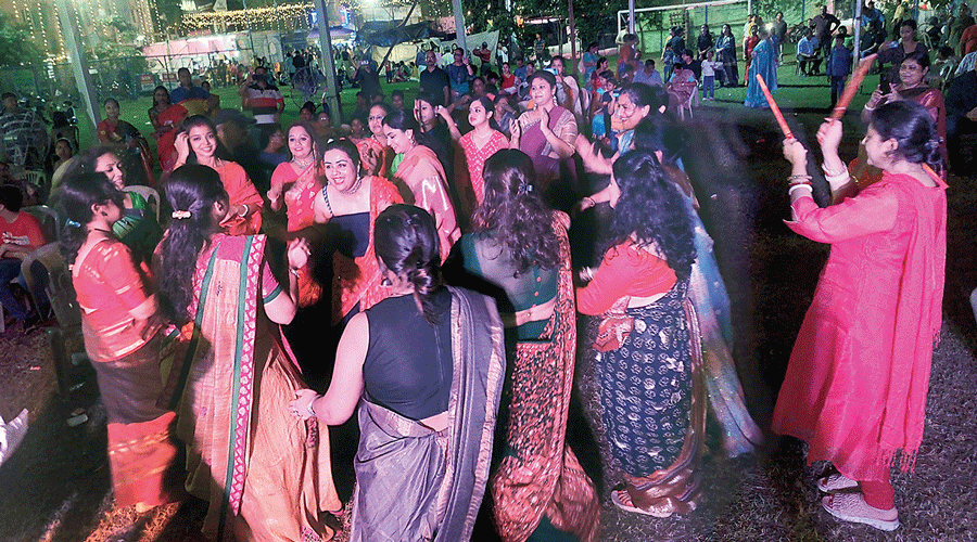 Women of AJ Block took part on Navami in a garba show off stage which soon became a freewheeling dance session to songs like Udi udi jaay (Raees), Param sundari (Mimi), Main nachoon chham chham (Baaghi) and even Manike magey hithe. “The block association owns 16 pairs of sticks and we got hold of a few more. This garba night has been a tradition in our block for quite some years now,” said Madhumita Guha Roy, who was recording the proceedings on her cellphone.
