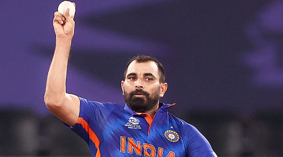 Shami gets nod to join India squad