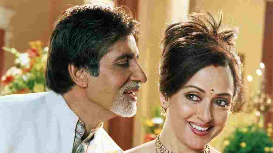 Hema Malini was critically acclaimed for her performance n the 2003 family drama 'Baghban' alongside Amitabh Bachchan