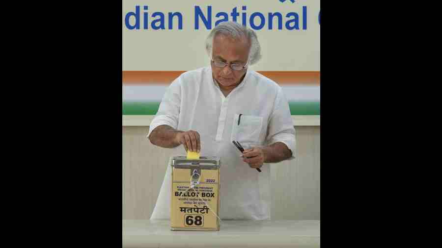 Senior party Jairam Ramesh casts his vote for the party's Presidential election at AICC headquarters, in New Delhi. 
