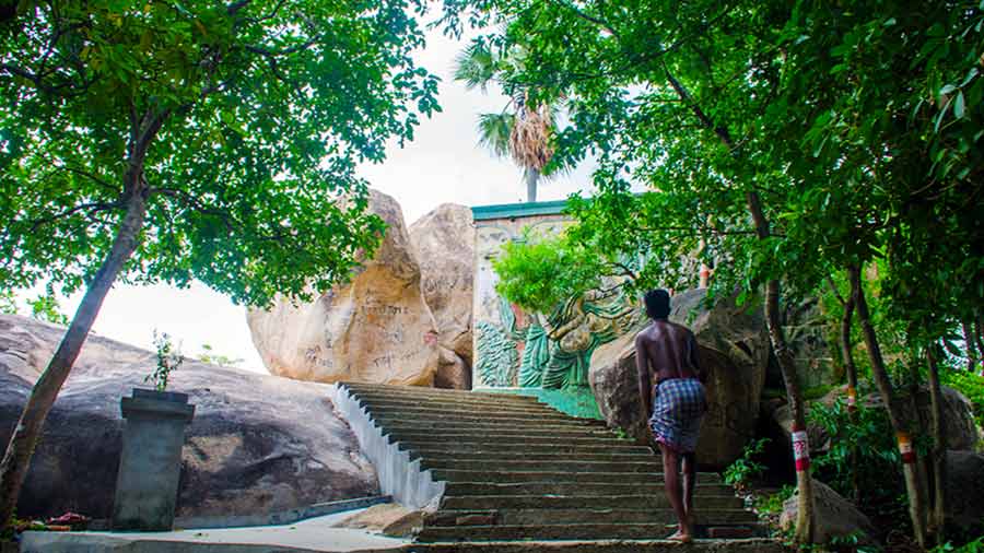 A local heads towards the highest point of the Mama Bhagne Pahar 