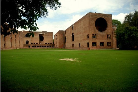 IIM Ahmedabad Campus 