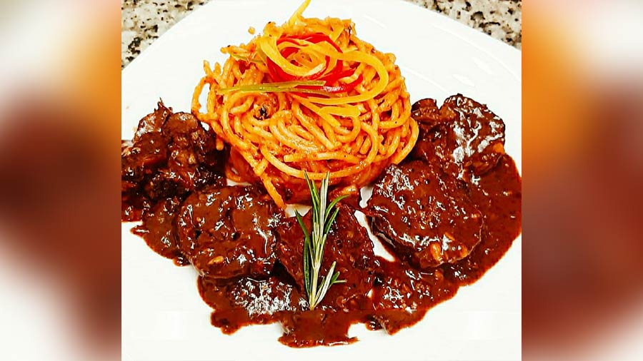 Roasted Rosemary Lamb with Spaghetti