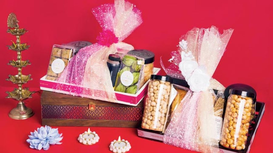 Luxury Diwali Gifting Take To A Whole New Level This Season | The Balcony  Stories